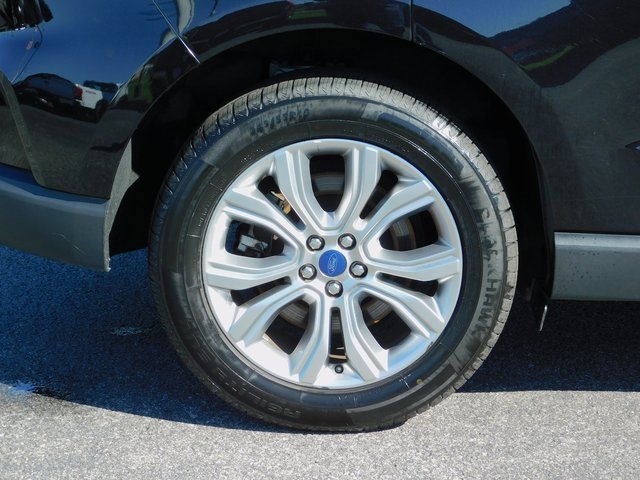 Certified 2022 Ford Edge Titanium image 11