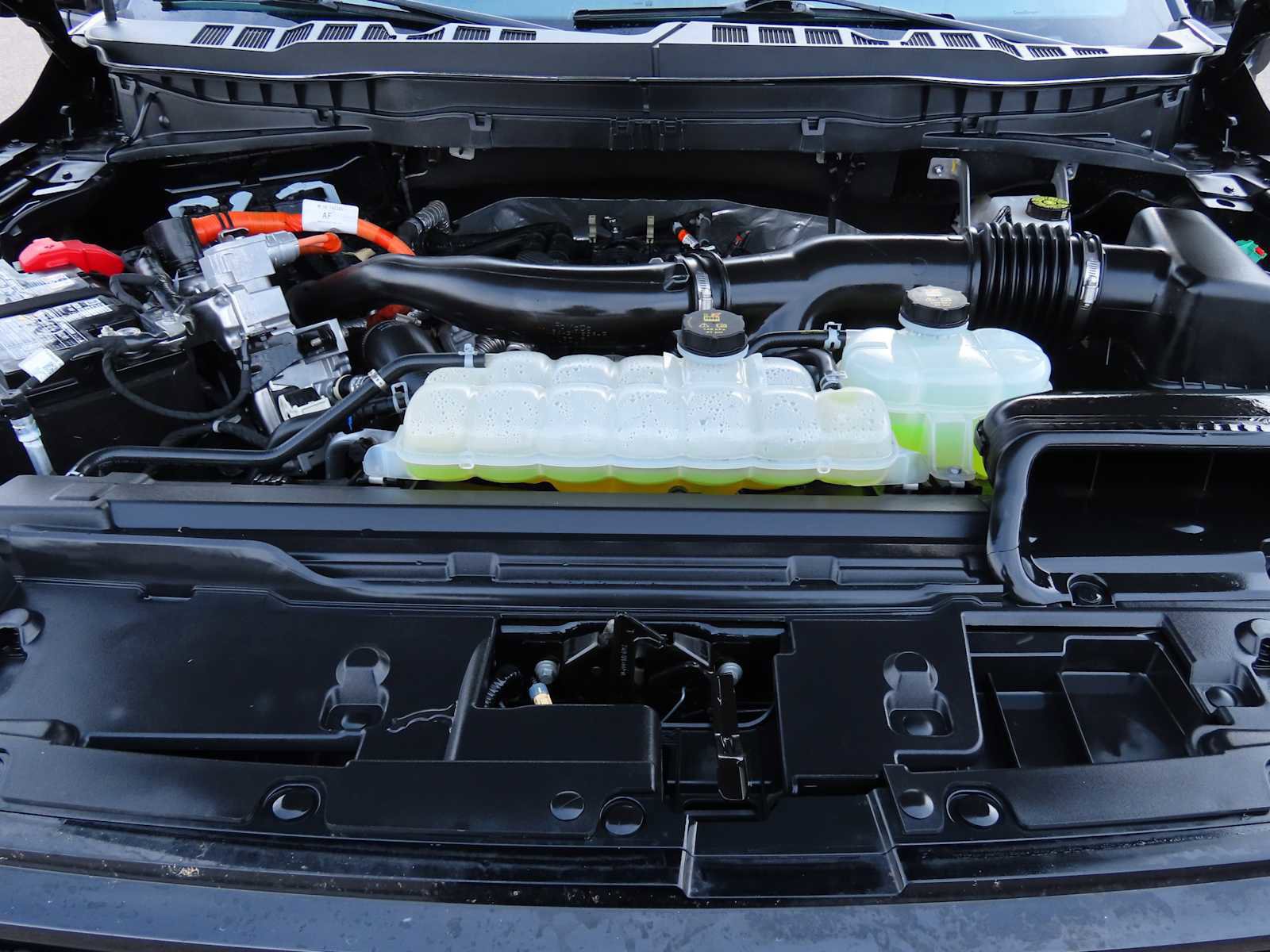 Certified 2025 Ford F150 Platinum w/ Equipment Group 702A High image 16