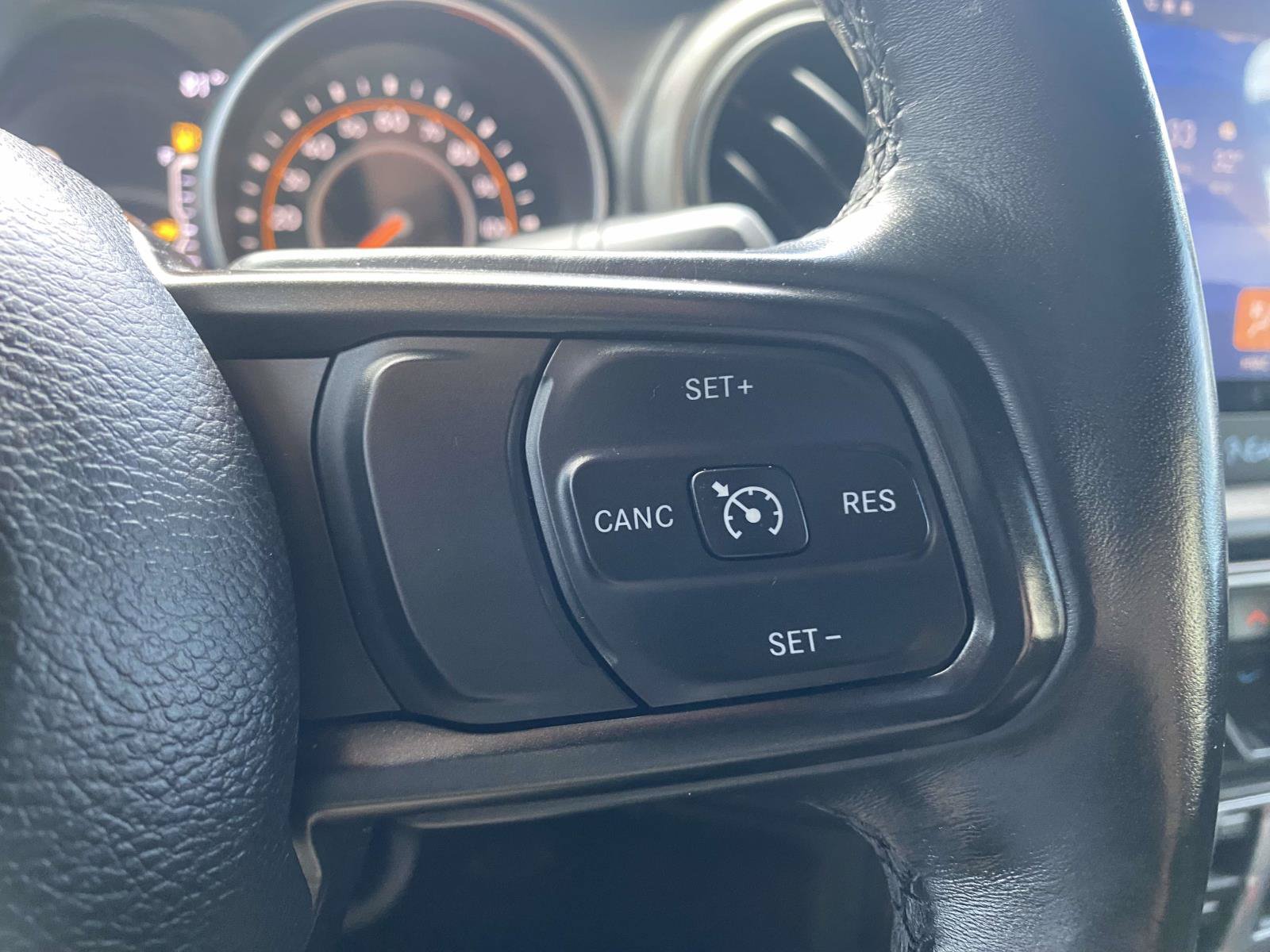 Used 2018 Jeep Wrangler Unlimited Sport S AWD/4WD image 21