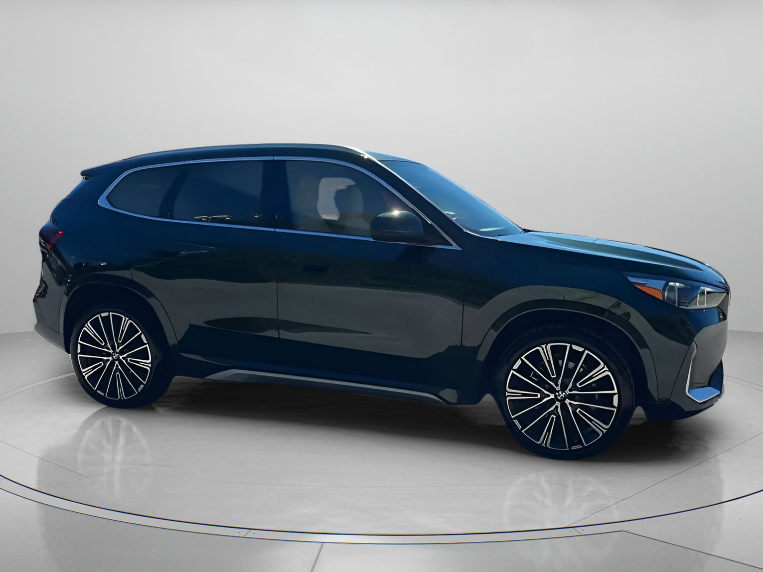 Used 2025 BMW X1 xDrive28i w/ Convenience Package image 30