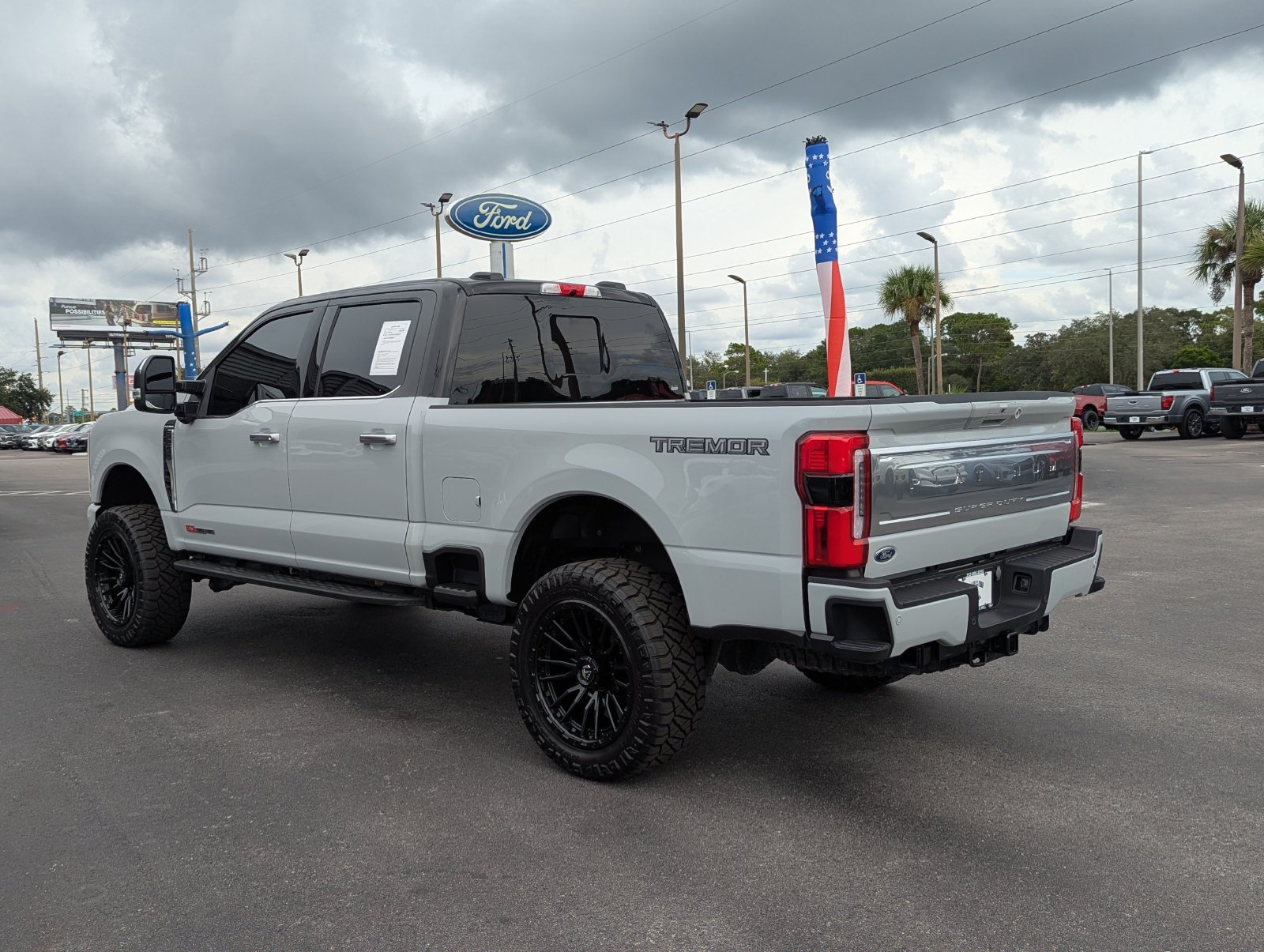 Certified 2026 Ford F250 Platinum w/ Platinum Plus Package AWD/4WD image 6