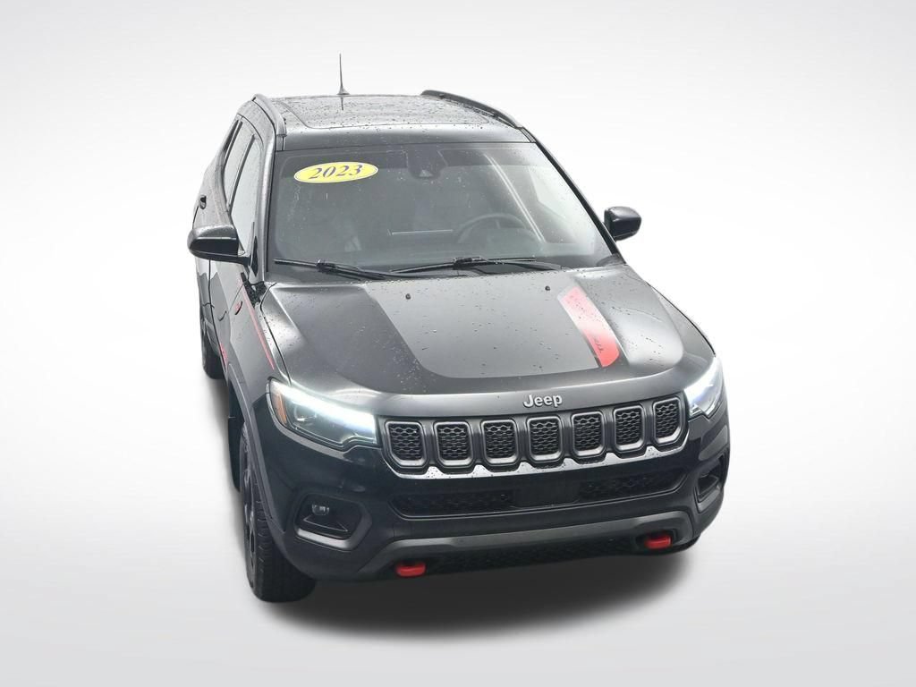 Used 2023 Jeep Compass Trailhawk w/ Trailhawk Elite Group AWD/4WD image 25