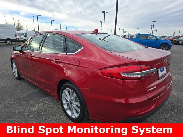 Certified 2020 Ford Fusion SE image 5