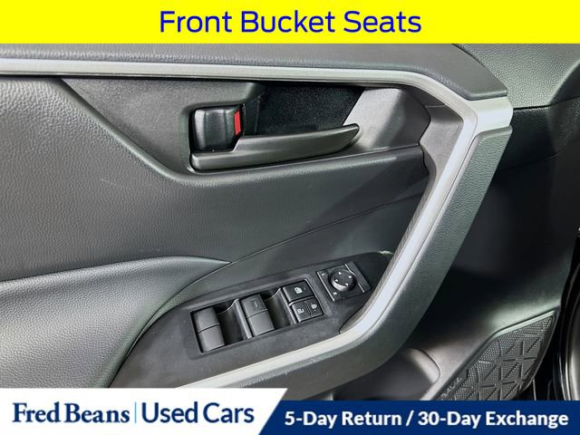 Used 2023 Toyota RAV4 LE image 19