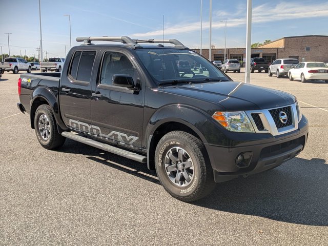 Used 2020 Nissan Frontier PRO-4X w/ Pro-4x Utility Package AWD/4WD image 2