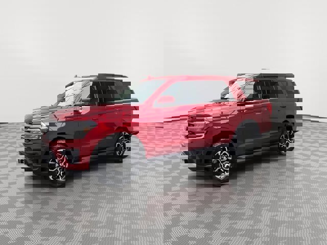 Certified 2022 Ford Expedition XLT image 2