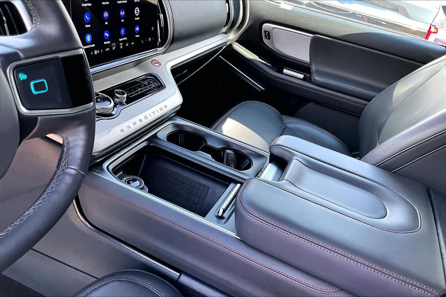 Certified 2025 Ford Expedition Active RWD image 17
