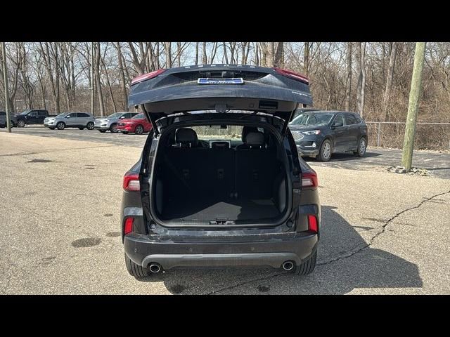 Certified 2024 Ford Escape ST-Line w/ Tech Pack #1 AWD/4WD image 29