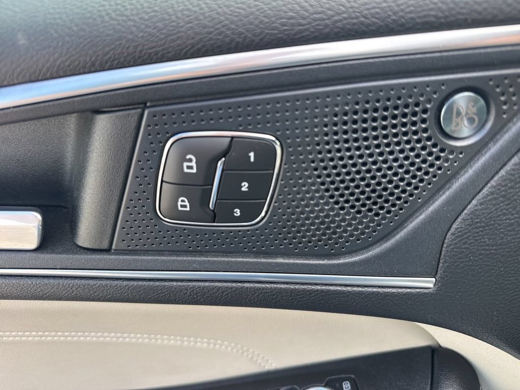 Certified 2023 Ford Edge Titanium AWD/4WD image 24