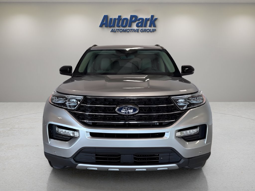 Certified 2024 Ford Explorer XLT w/ Equipment Group 202A AWD/4WD image 2
