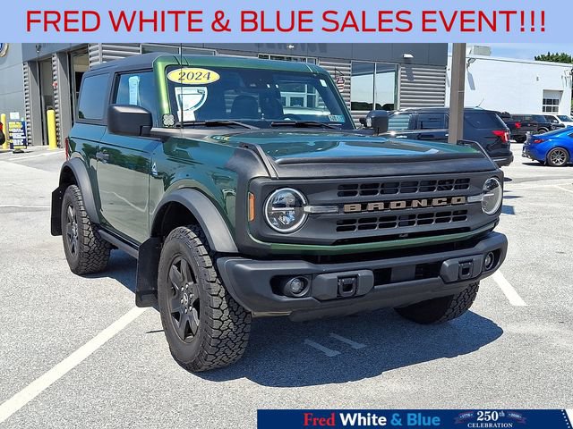 Certified 2024 Ford Bronco Black Diamond AWD/4WD image 2