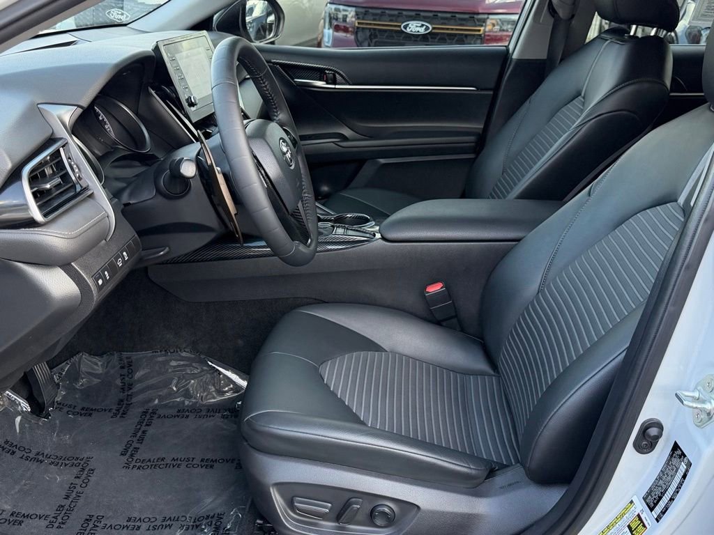 Used 2022 Toyota Camry SE w/ Convenience Package FWD image 15