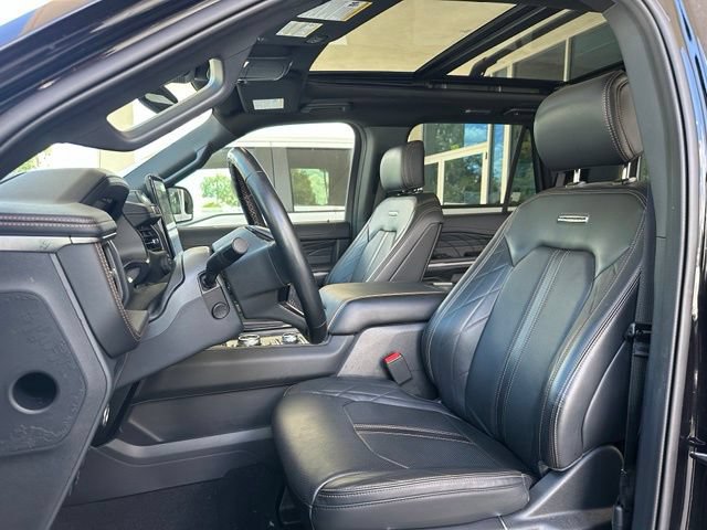 Certified 2024 Ford Expedition Platinum AWD/4WD image 15