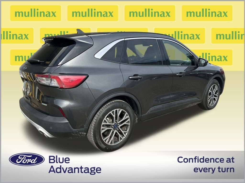 Certified 2020 Ford Escape SEL image 2