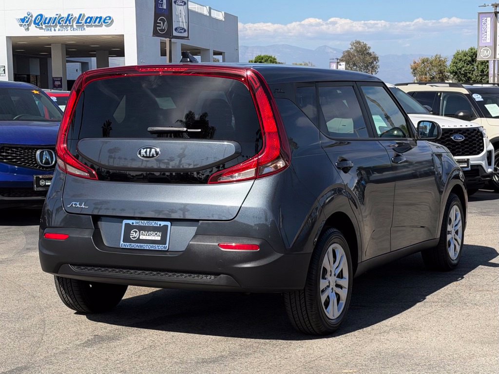 Used 2021 Kia Soul LX FWD image 8
