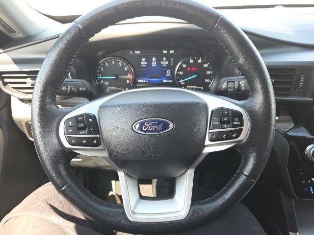 Certified 2023 Ford Explorer Limited w/ Limited Technology Package AWD/4WD image 31