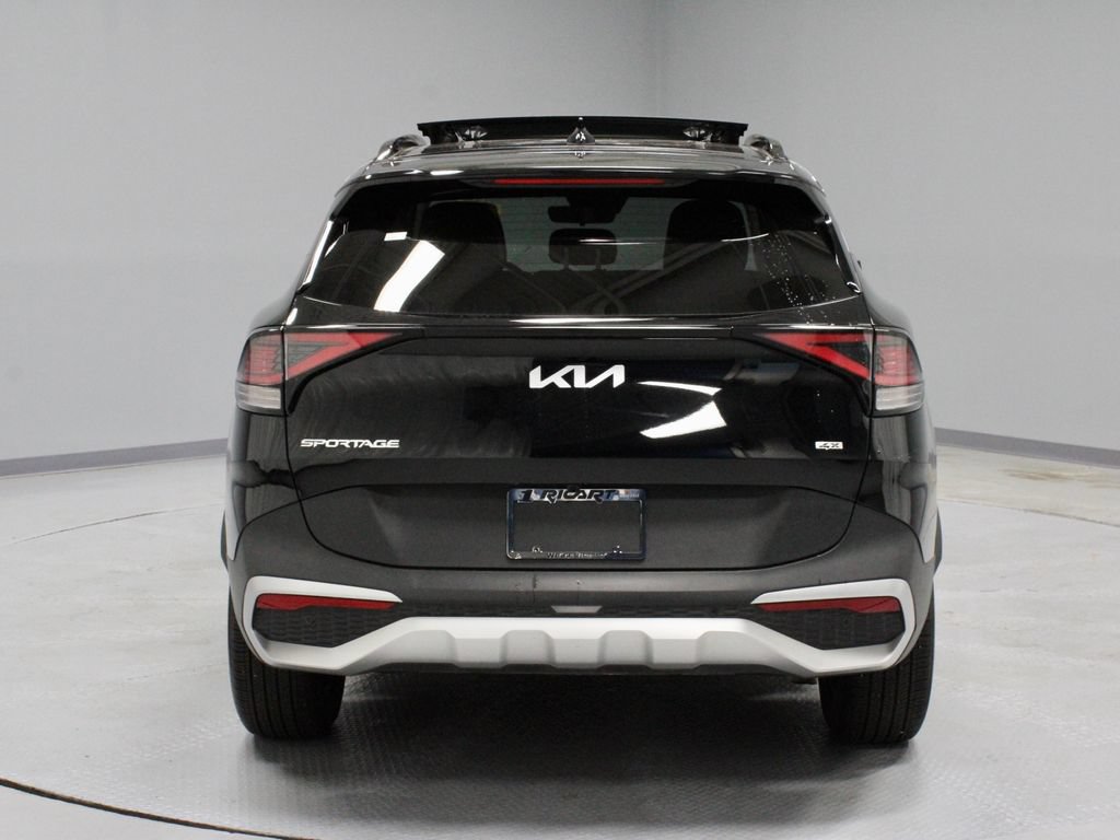 Used 2025 Kia Sportage EX w/ Premium Package AWD/4WD image 10
