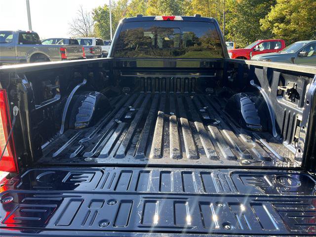 Certified 2023 Ford F250 Lariat w/ FX4 Off-Road Package AWD/4WD image 21