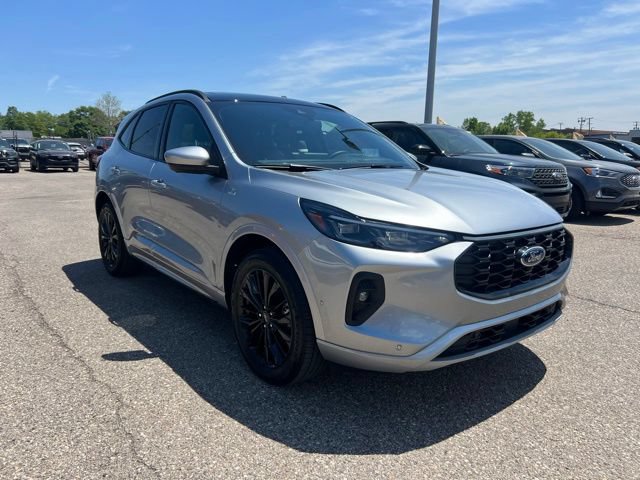 Certified 2024 Ford Escape ST-Line Elite w/ Premium Technology Package AWD/4WD image 3