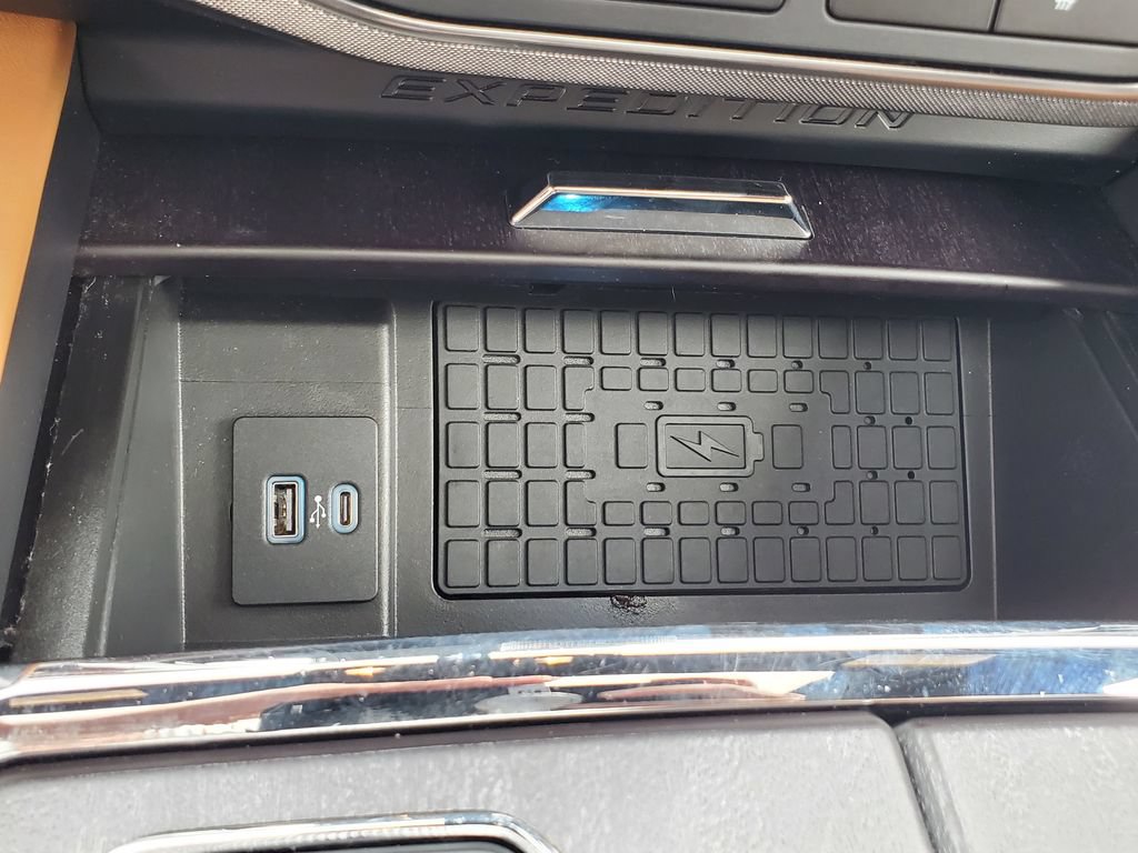 Certified 2023 Ford Expedition Max Platinum AWD/4WD image 35