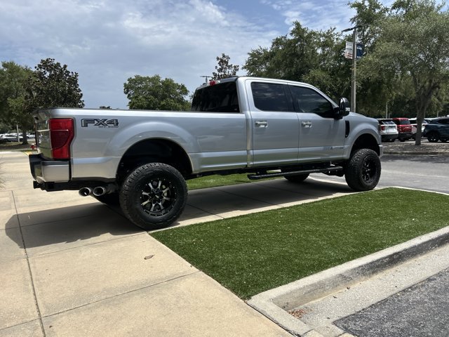 Certified 2022 Ford F350 Lariat w/ Black Appearance Package AWD/4WD image 5