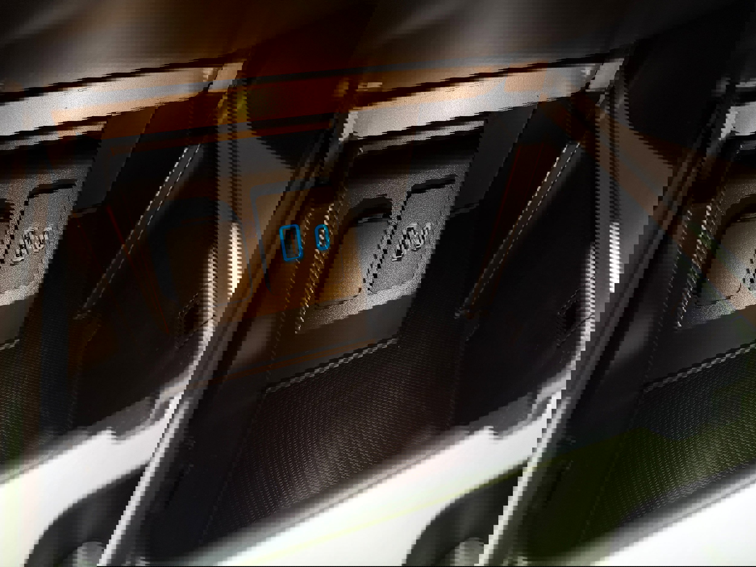 Certified 2020 Ford Explorer XLT w/ Equipment Group 202A image 26