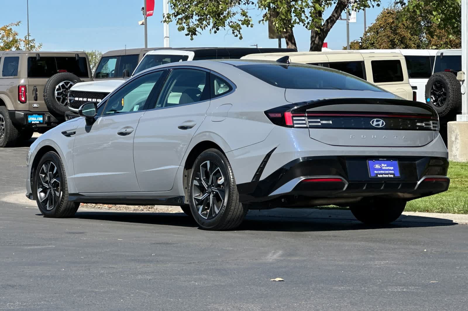 Used 2025 Hyundai Sonata SEL FWD image 6