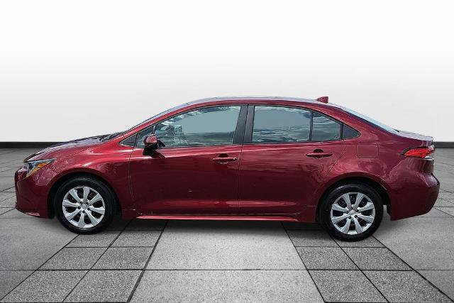 Used 2025 Toyota Corolla LE FWD image 8