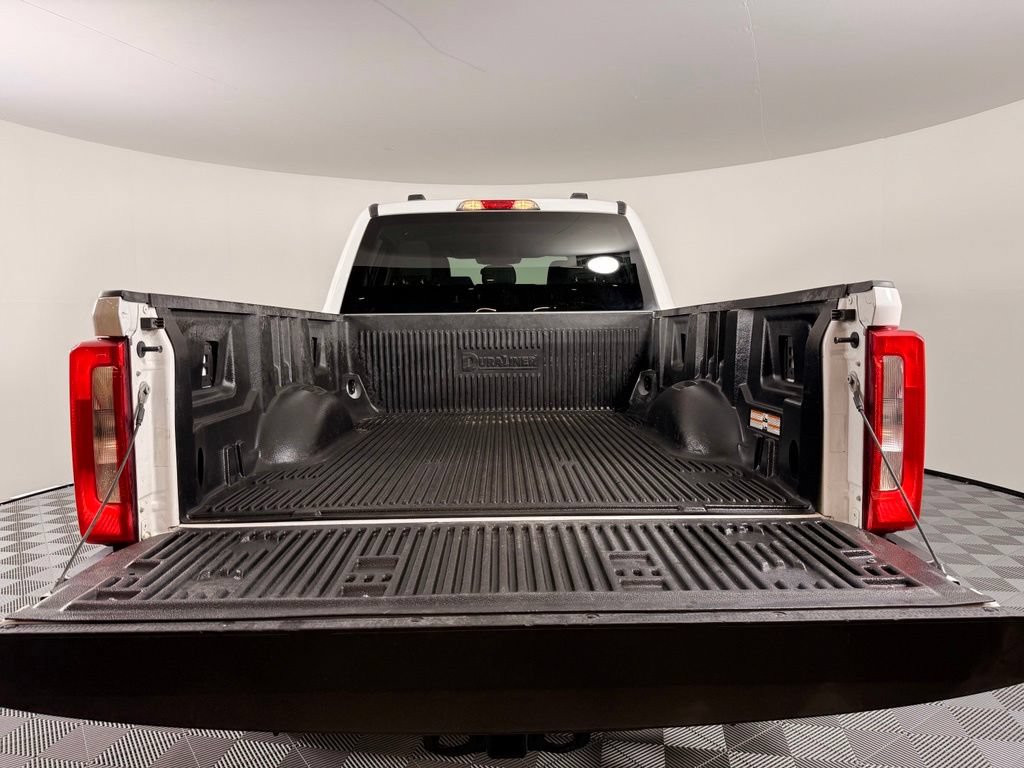 Certified 2025 Ford F250 XLT AWD/4WD image 12