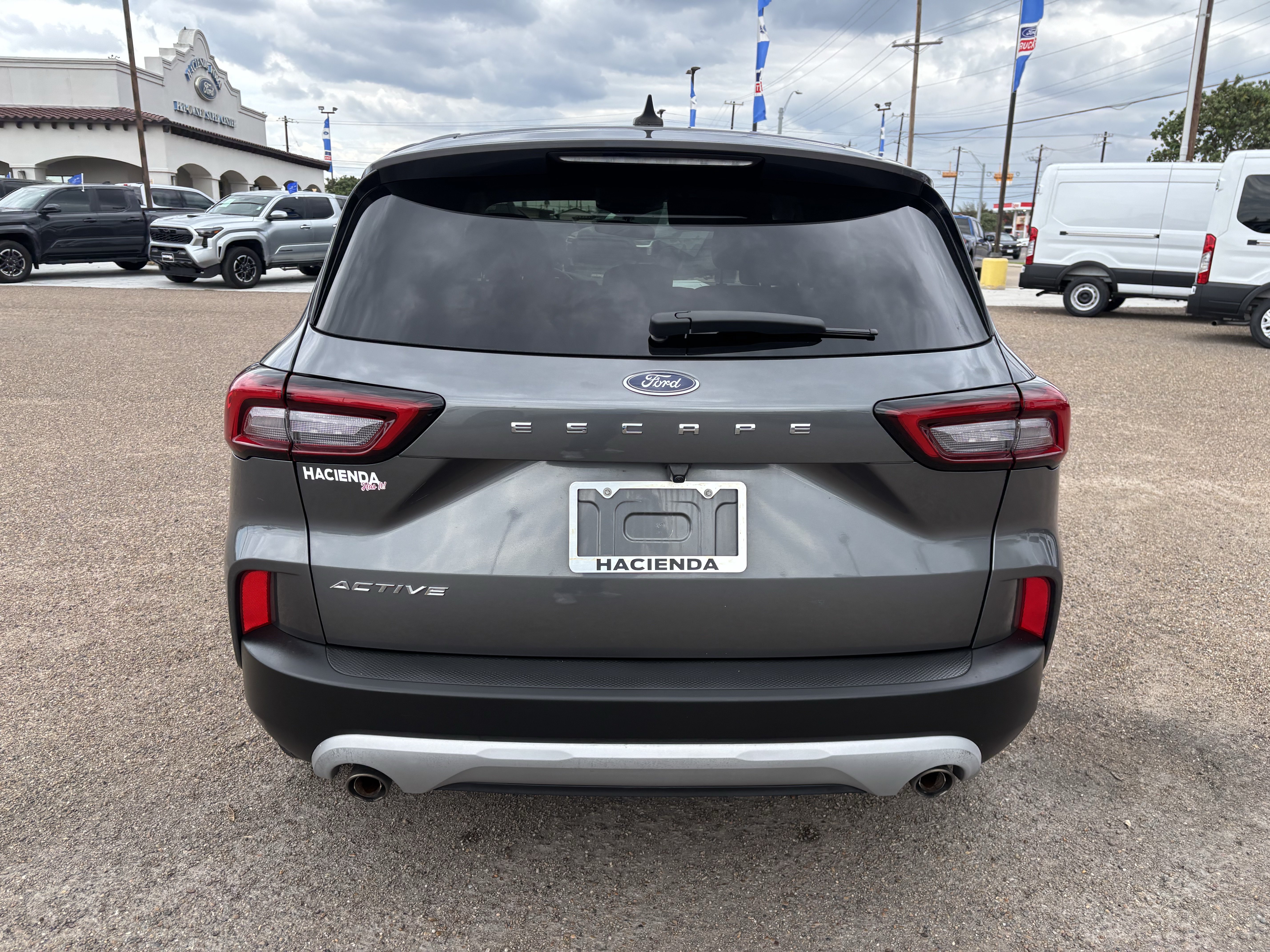 Certified 2023 Ford Escape Active FWD image 3