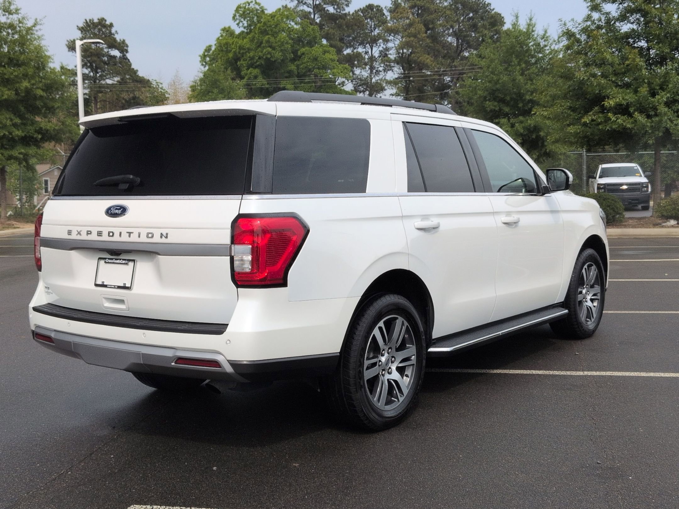 Certified 2023 Ford Expedition XLT RWD image 4