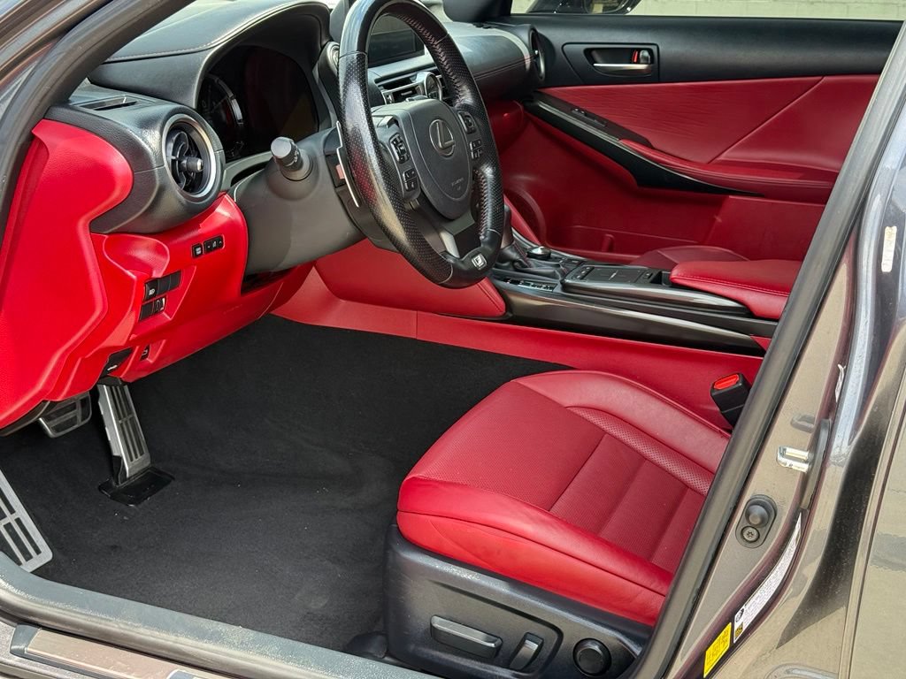 Used 2021 Lexus IS 350 F Sport RWD image 5