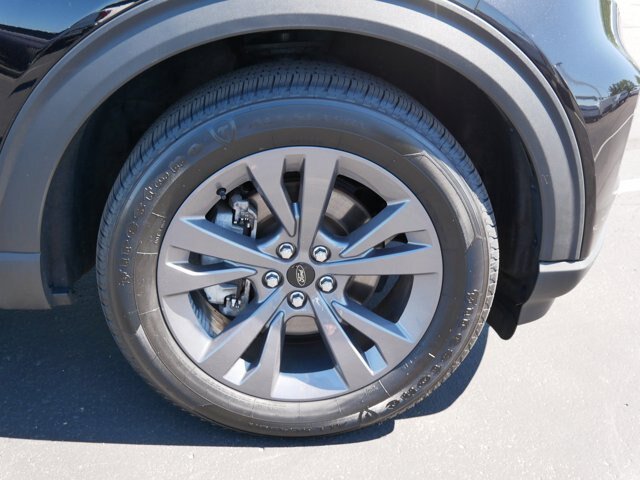 Certified 2023 Ford Explorer XLT w/ Equipment Group 202A AWD/4WD image 6