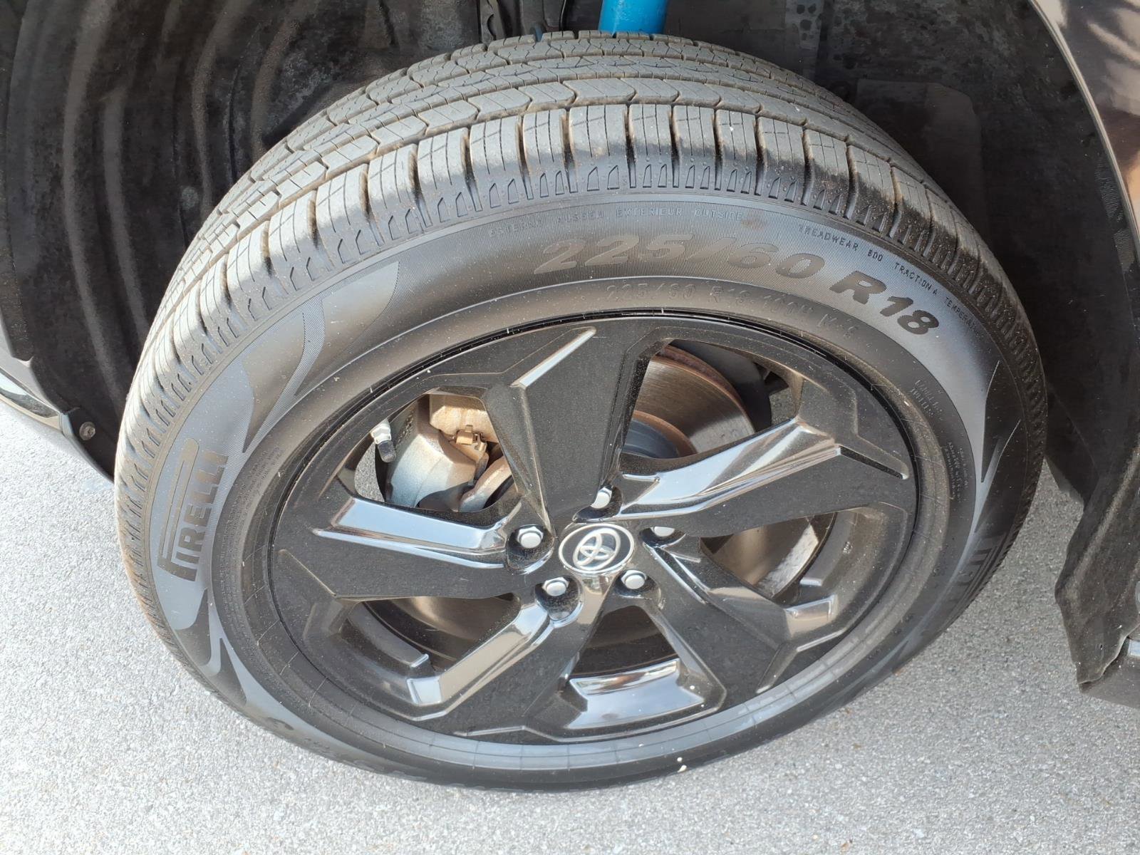 Used 2019 Toyota RAV4 XSE w/ XSE Weather Package AWD/4WD image 9