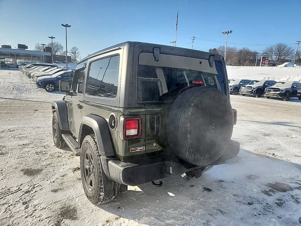 Used 2022 Jeep Wrangler Sport image 5