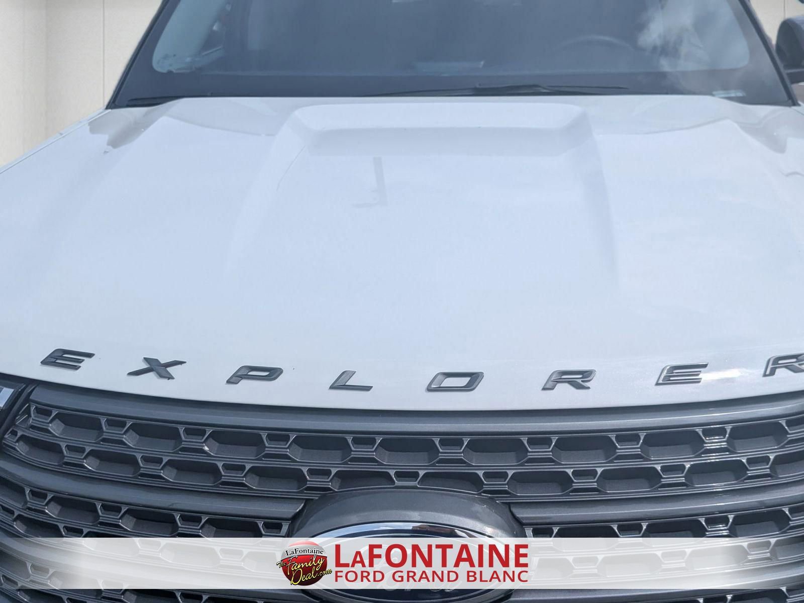 Certified 2022 Ford Explorer XLT w/ Equipment Group 202A AWD/4WD image 10