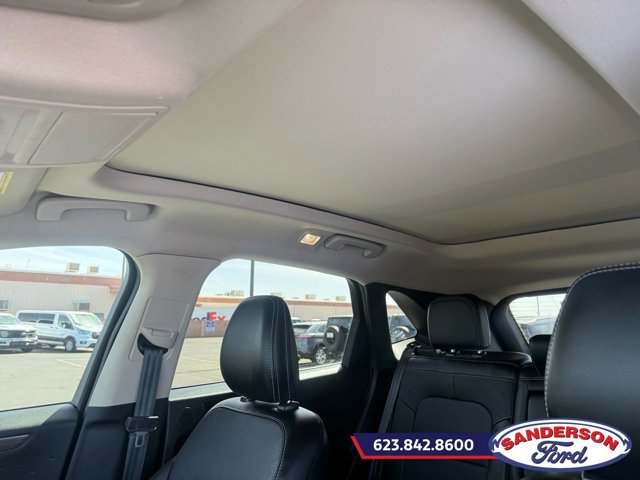Certified 2020 Ford Escape Titanium w/ Titanium Premium Package 2.0 AWD/4WD image 21