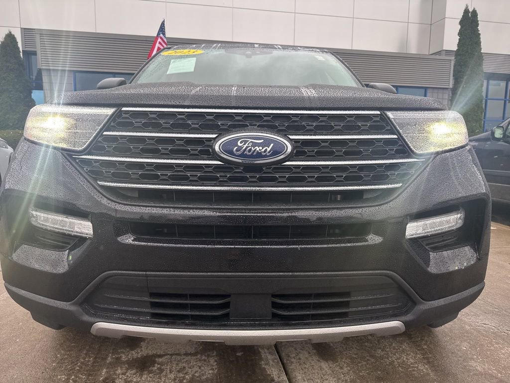 Certified 2023 Ford Explorer XLT w/ Equipment Group 202A image 12