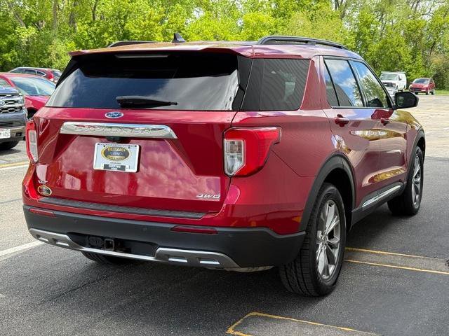 Certified 2022 Ford Explorer XLT w/ Equipment Group 202A AWD/4WD image 6