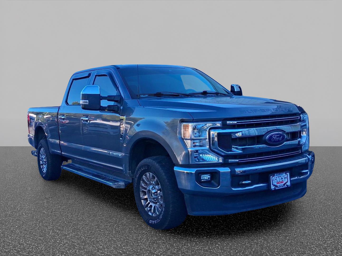 Certified 2022 Ford F250 XLT w/ XLT Premium Package AWD/4WD image 3
