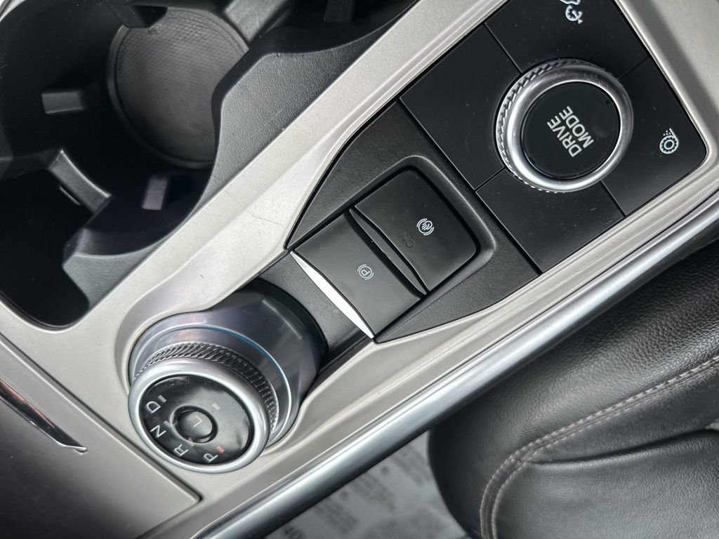 Certified 2023 Ford Explorer Limited w/ Limited Technology Package image 17