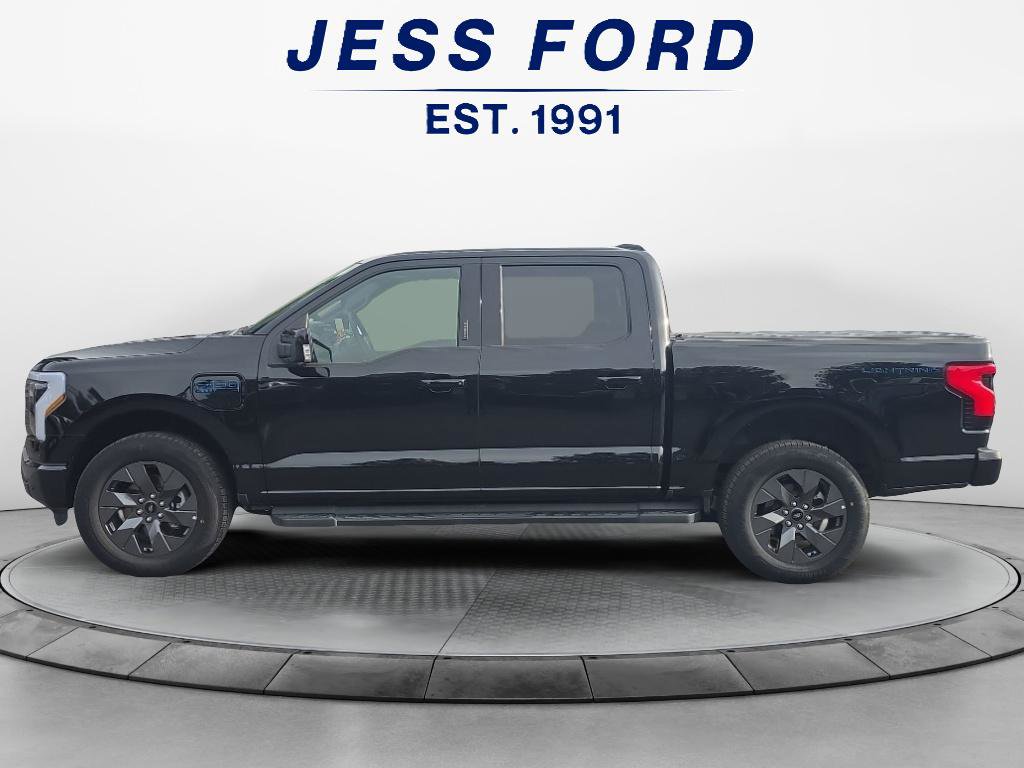 Certified 2025 Ford F150 Lightning Lariat image 3
