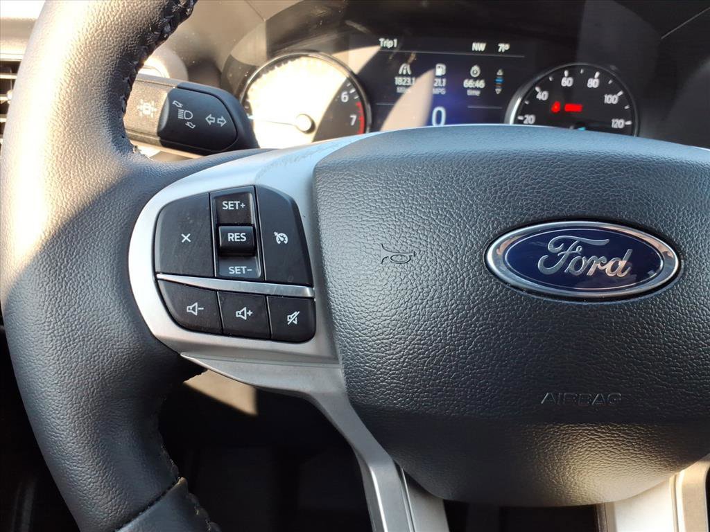 Certified 2023 Ford Explorer XLT w/ Equipment Group 202A image 16
