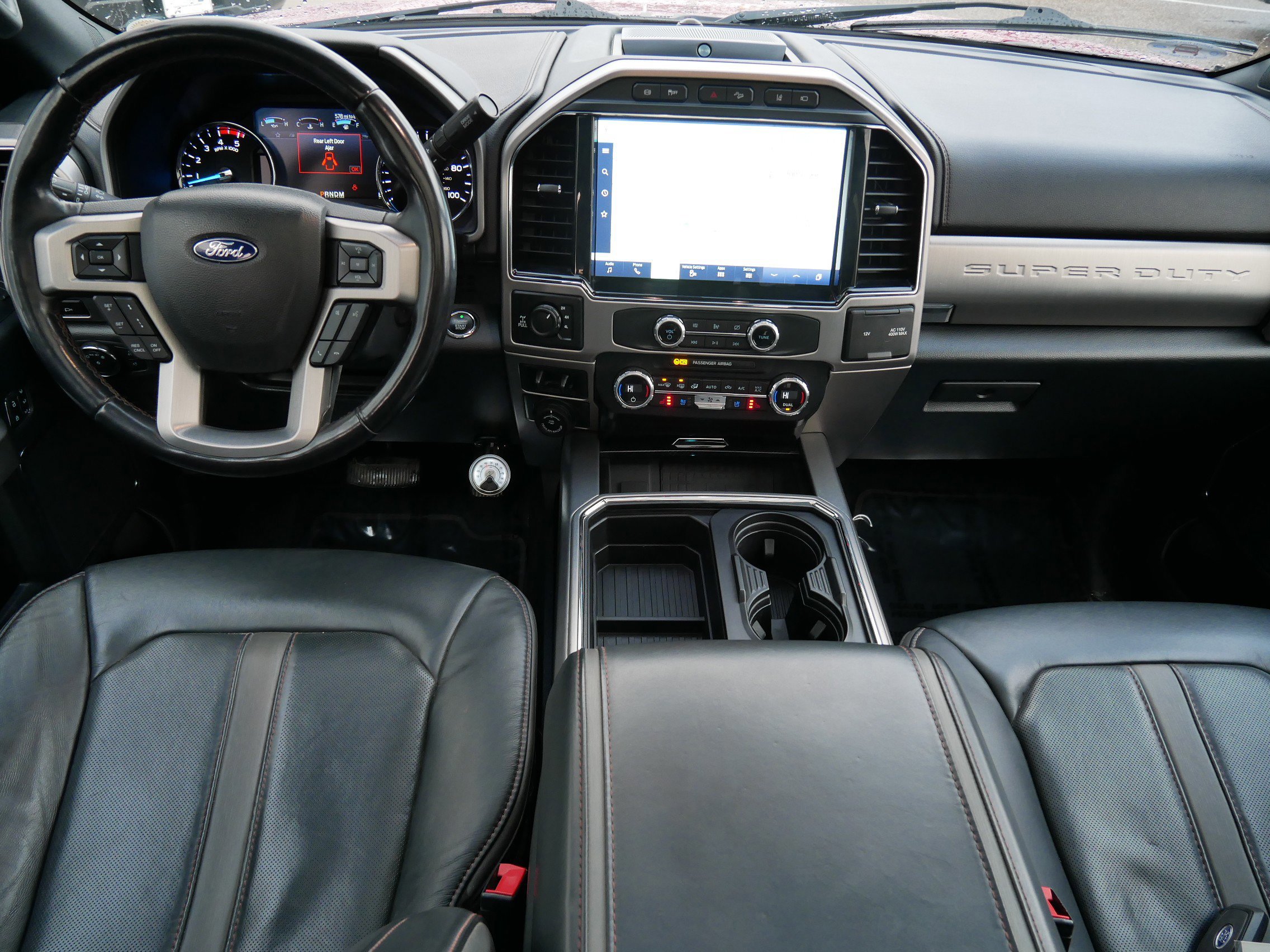 Certified 2022 Ford F350 Platinum w/ FX4 Off-Road Package image 12