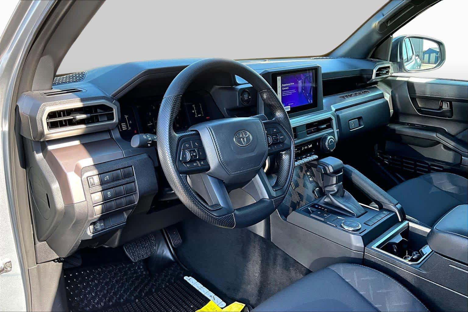 Used 2025 Toyota Tacoma SR5 RWD image 18