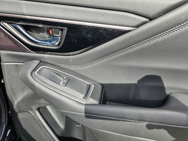 Used 2023 Subaru Outback Limited AWD/4WD image 11
