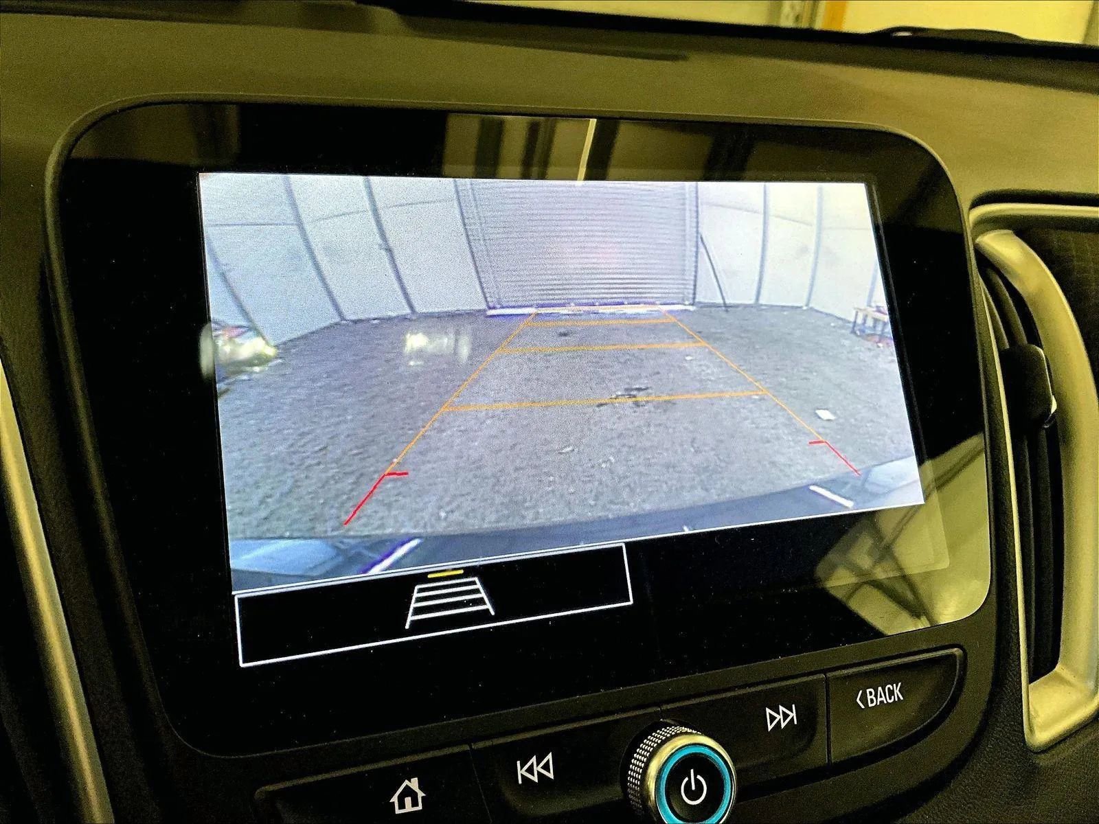 Used 2022 Chevrolet Malibu LS image 20