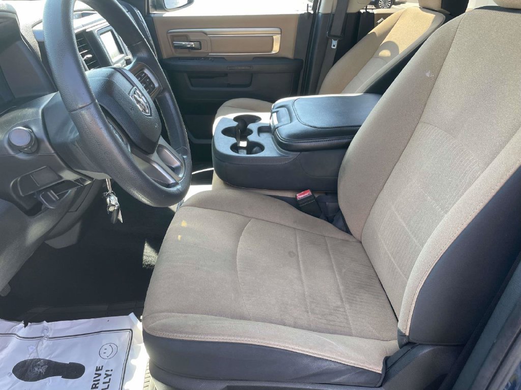 Used 2021 RAM 1500 Classic SLT RWD image 13