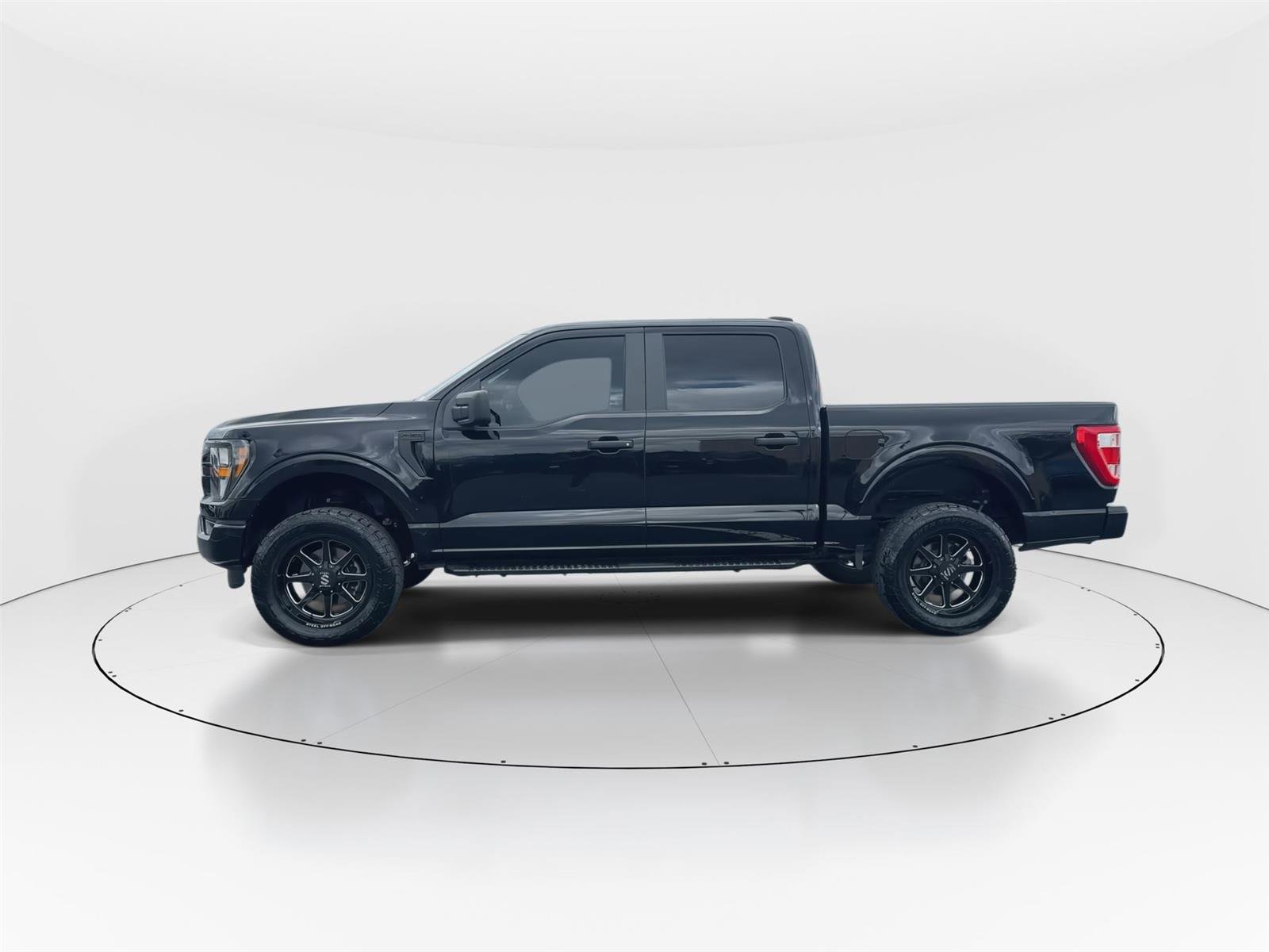 Certified 2023 Ford F150 XL w/ STX Appearance Package image 5