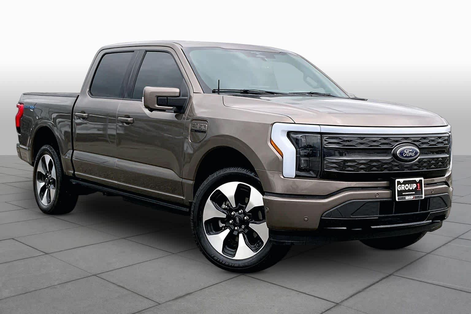 Certified 2023 Ford F150 Lightning Platinum AWD/4WD image 3